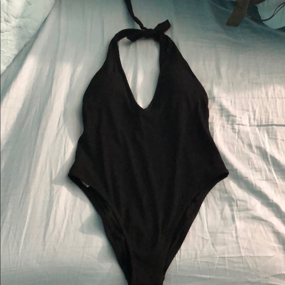 Aerie Plunge Onepiece swimsuit (DROPPED PRICE!)